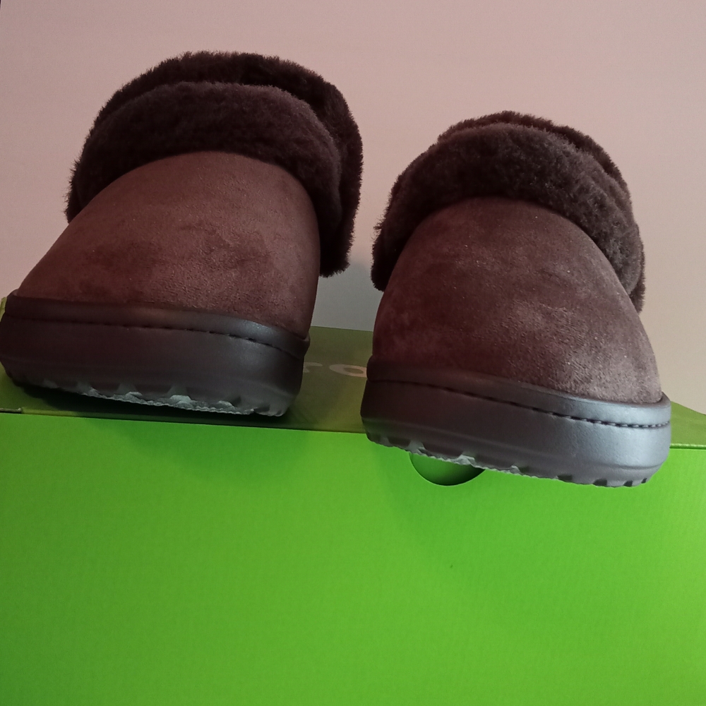 Classic Unforgettable Vegan Suede Clogs - Picture 6 of 11